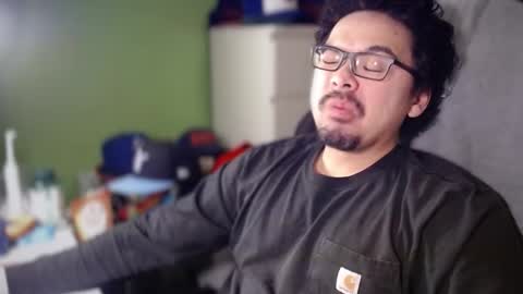 Derrick Hose online show from January 10, 3:12 am