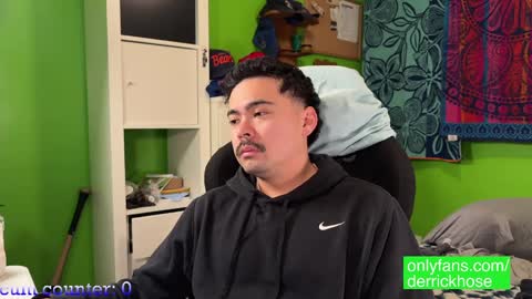 Derrick Hose online show from January 12, 4:31 am