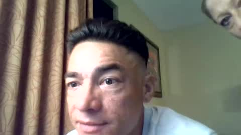 deseooscar420 online show from May 12, 10:46 am