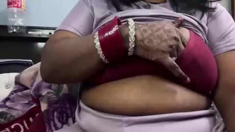 Snapshot of desi_punjabn chatting on October 12, 3:32 am simran online show from October 12, 3:32 am