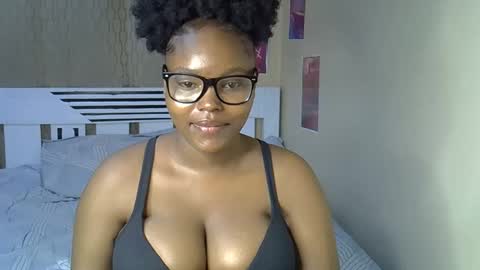 desiredahlia33 online show from March 14, 9:30 pm