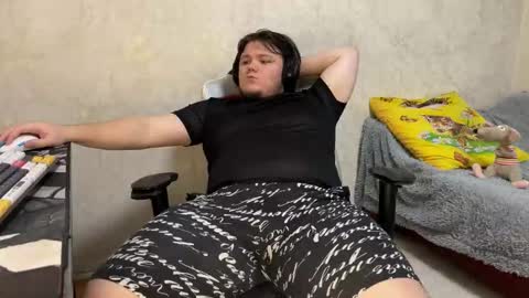 desiredude9 online show from October 11, 4:32 pm