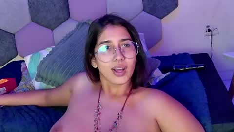 TORI AND MR. BEAR online show from July 18, 6:21 pm