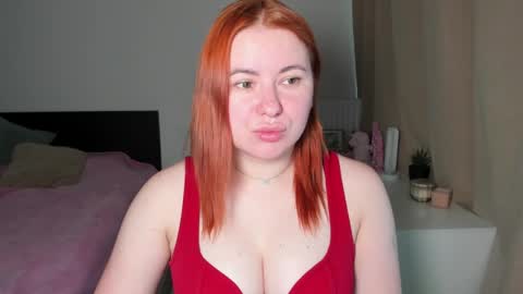 LAYLA online show from May 26, 6:41 am