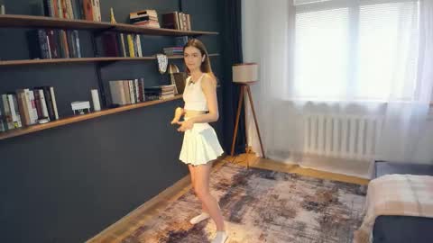 Ann online show from November 19, 8:46 am