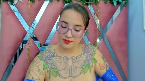 Deva Blue online show from January 8, 4:12 am