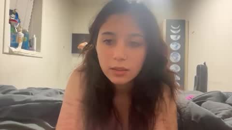 Devil girl online show from November 26, 6:43 am