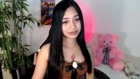 Devine Greyson online show from February 6, 6:13 pm