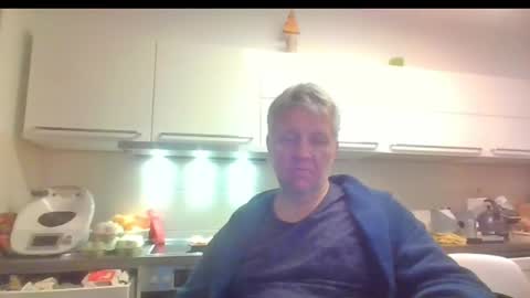 Devon online show from December 1, 11:29 pm