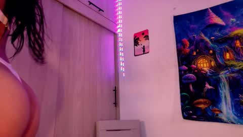 Sara 3 online show from November 26, 11:12 pm