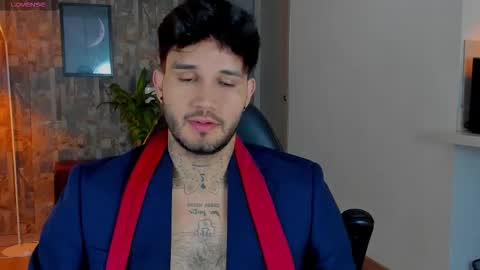 JULIAN online show from February 1, 9:01 pm