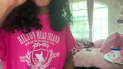 Dolly online show from April 27, 5:32 pm