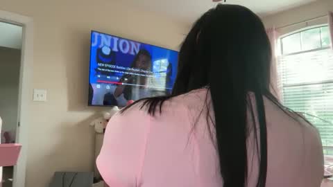 Dolly online show from April 29, 10:47 pm