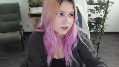 Dia online show from March 7, 12:27 pm