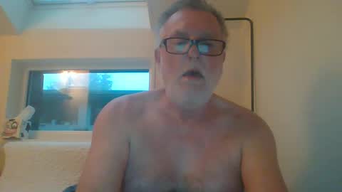 Snapshot of dial76 chatting on February 4, 7:18 am dial76 online show from February 4, 7:18 am