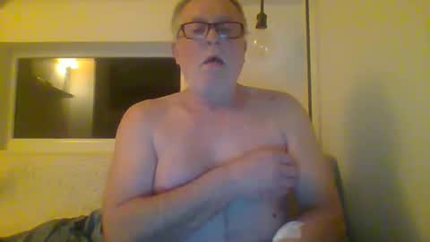 Snapshot of dial76 chatting on January 30, 4:06 am dial76 online show from January 30, 4:06 am