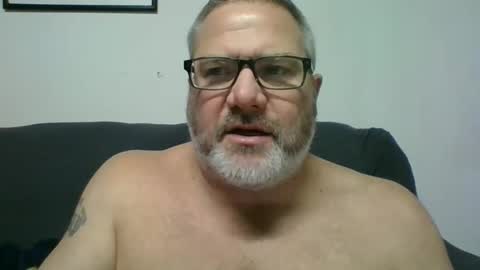 Snapshot of diamond_couple_82 chatting on January 7, 5:54 am diamond_couple_82 online show from January 7, 5:54 am