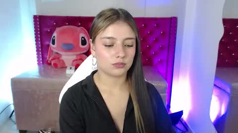 diamond_juliana_ online show from March 11, 3:20 am