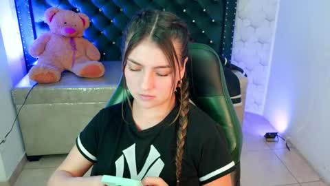diamond_juliana_ online show from July 8, 7:34 am