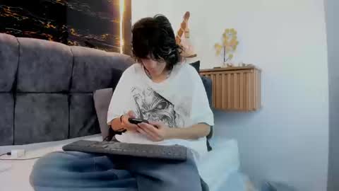 diamond_twink online show from March 14, 1:59 pm