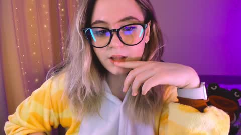 Diana online show from February 7, 9:05 am