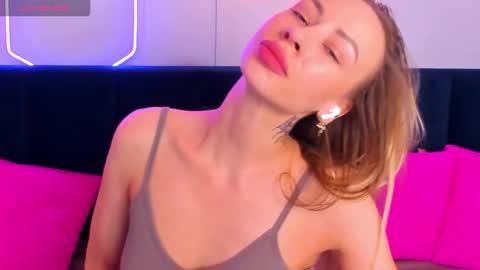 Diana  online show from November 16, 2:35 am