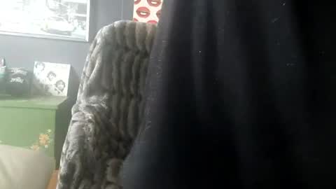 dianamelcymoreno online show from August 3, 5:52 pm