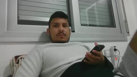 diangohetero21cm online show from December 17, 7:04 pm