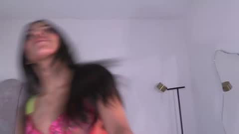 Melania   -    online show from February 19, 10:09 pm