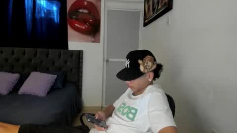 dick online show from April 18, 5:48 pm