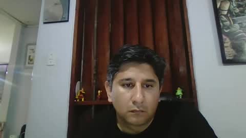dickeduardo online show from May 17, 1:15 am
