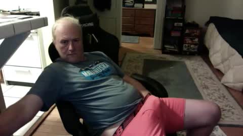 Richard Fleischer online show from November 10, 8:39 am