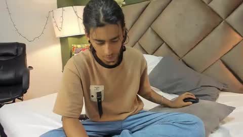 dickie_dicking online show from December 16, 10:49 pm