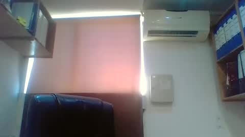 Snapshot of diegoox_cat chatting on December 2, 6:16 pm Diego online show from December 2, 6:16 pm