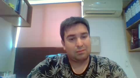 Snapshot of diegoox_cat chatting on December 4, 2:53 pm Diego online show from December 4, 2:53 pm