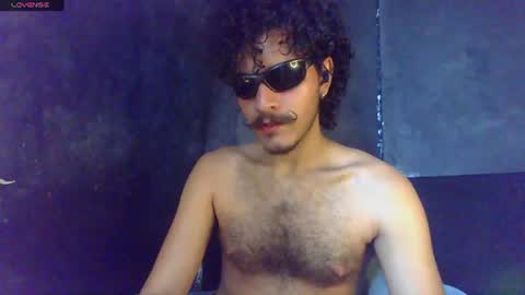 diemond_latinx98 online show from June 14, 7:05 pm