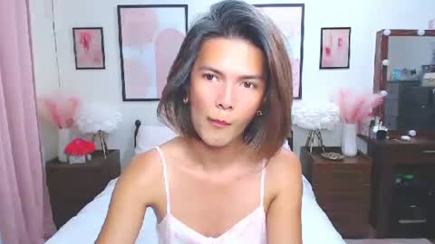 Dennesse online show from February 18, 11:10 am