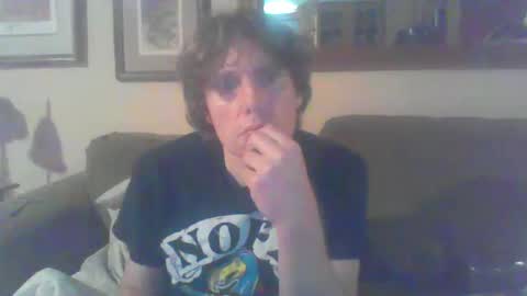 Snapshot of diggitydan1984 chatting on September 27, 10:46 am Daniel online show from September 27, 10:46 am