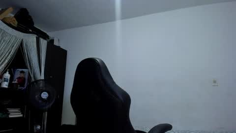 diiego_xxx online show from July 18, 2:24 am