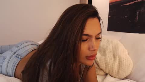 Diiione online show from March 10, 2:27 am