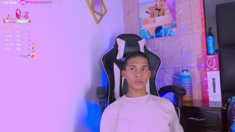 Snapshot of dilam_alfonzo chatting on November 1, 8:41 pm Dilan online show from November 1, 8:41 pm