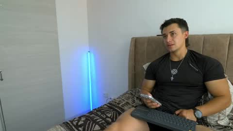 Dilan Coy online show from May 12, 9:02 pm