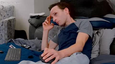 Dilldough405 online show from October 25, 5:41 am