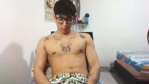 dillom420 online show from February 28, 5:59 am