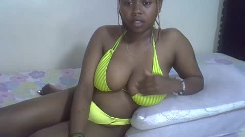 Snapshot of dime010 chatting on February 28, 1:15 am dime online show from February 28, 1:15 am