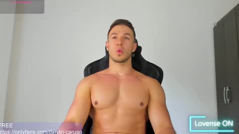 dimitricaruso online show from February 23, 8:22 pm