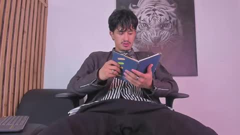 Snapshot of dimitrideluxe chatting on October 7, 8:38 pm Dimitri online show from October 7, 8:38 pm