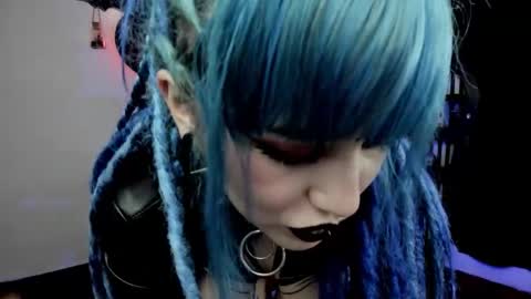 dimmuanddarkness online show from January 9, 8:25 pm