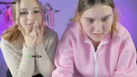 dina_bloom online show from January 18, 10:24 am