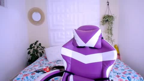 DINA online show from July 3, 6:01 pm